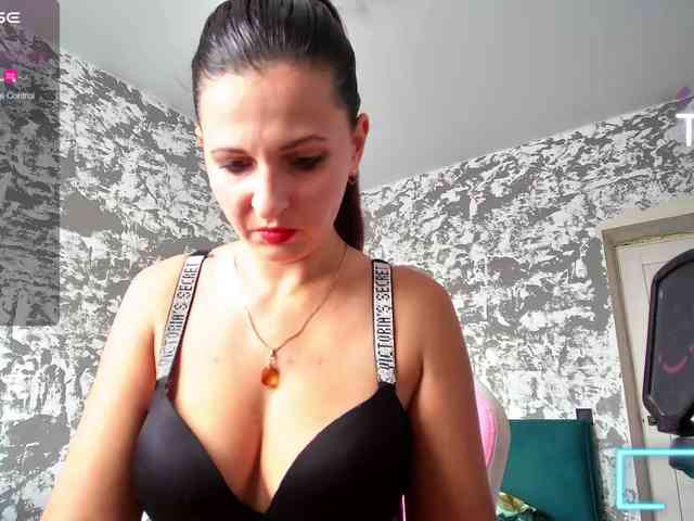 MistressMMM webcam