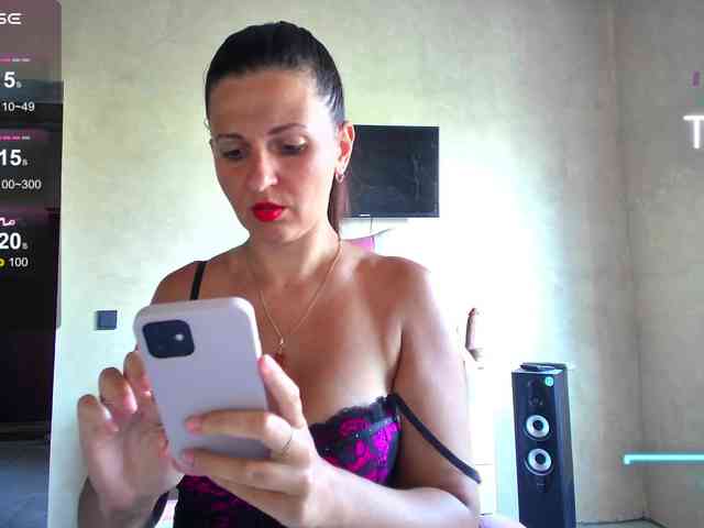 MistressMMM webcam