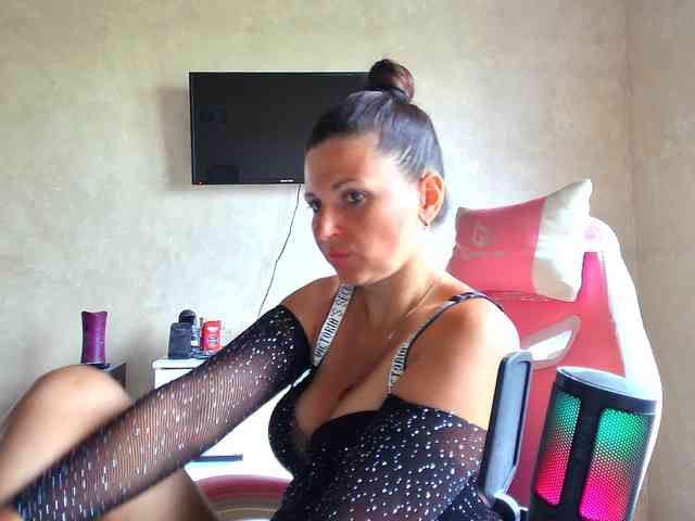 MistressMMM webcam