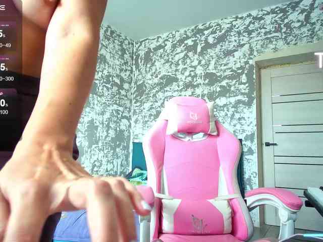 MistressMMM webcam
