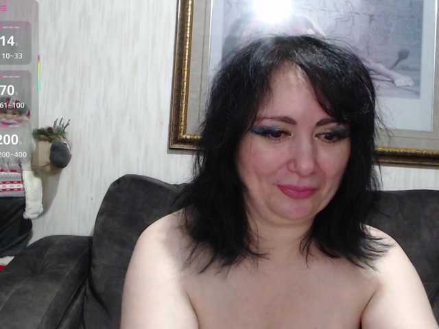 FeyaXXX's BongaCams show and profile