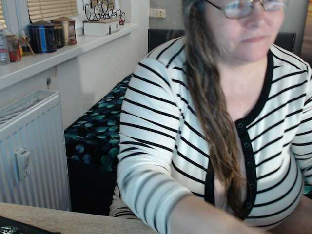 bessy123 live sex show