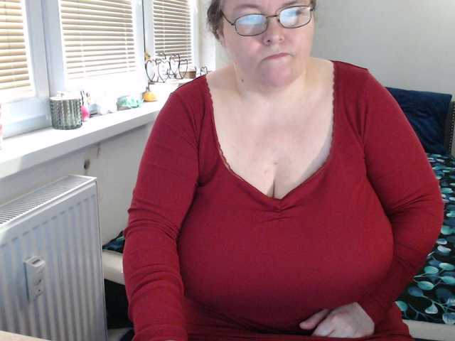 Bessy123's BongaCams show and profile