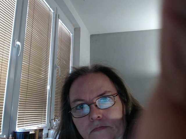 Bessy123's BongaCams show and profile