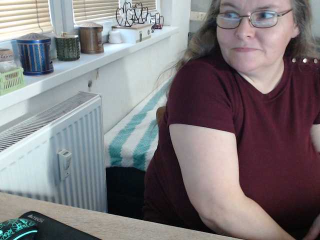 Bessy123's BongaCams show and profile