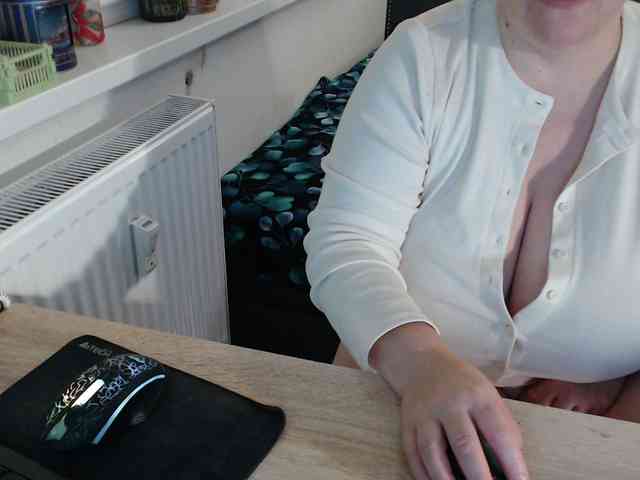 Bessy123 webcam