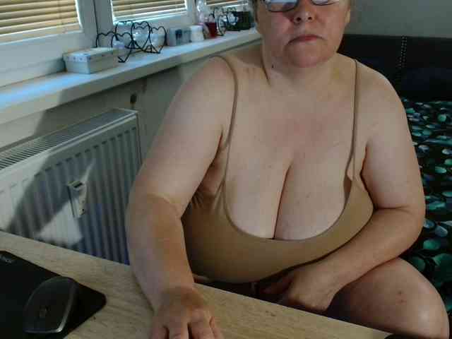 Bessy123 webcam