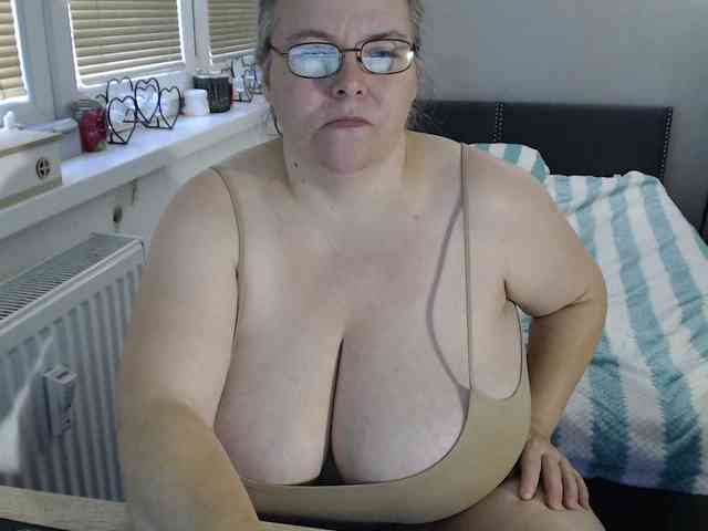 Bessy123 webcam