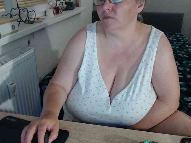 Bessy123 webcam