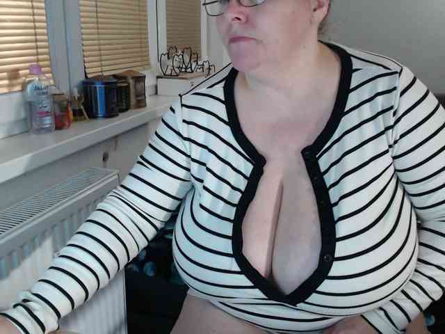 Bessy123 webcam