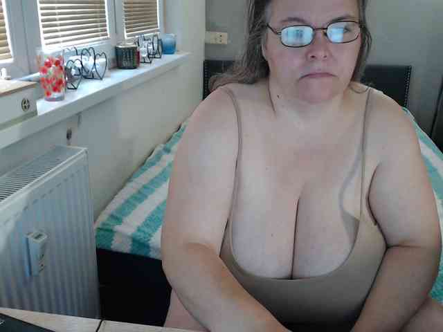Bessy123 webcam