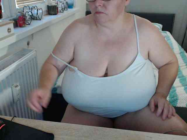 Bessy123 webcam
