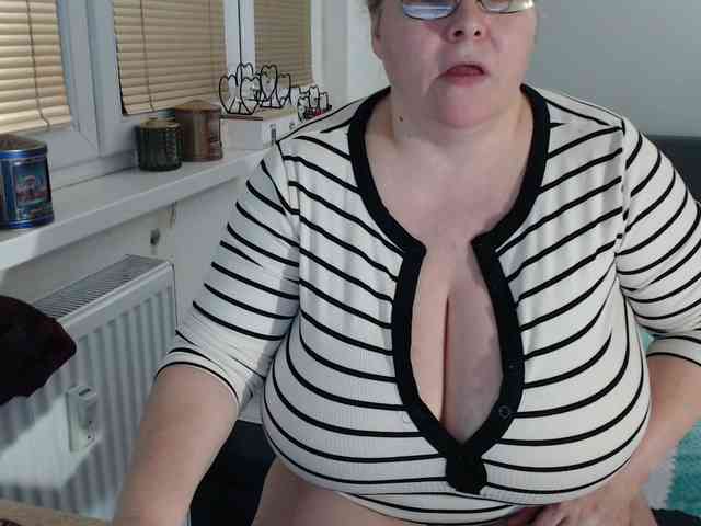 Bessy123 webcam