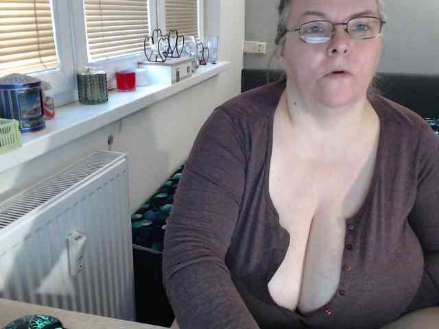 Bessy123 webcam