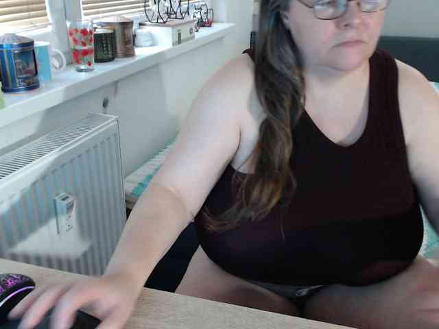 Bessy123 Live Webcam on BongaCams