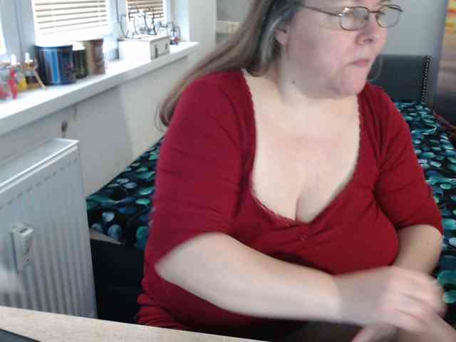 Bessy123 Live Webcam on BongaCams