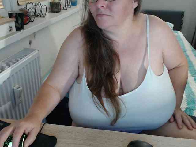Bessy123 webcam