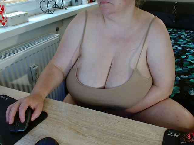 Bessy123 webcam