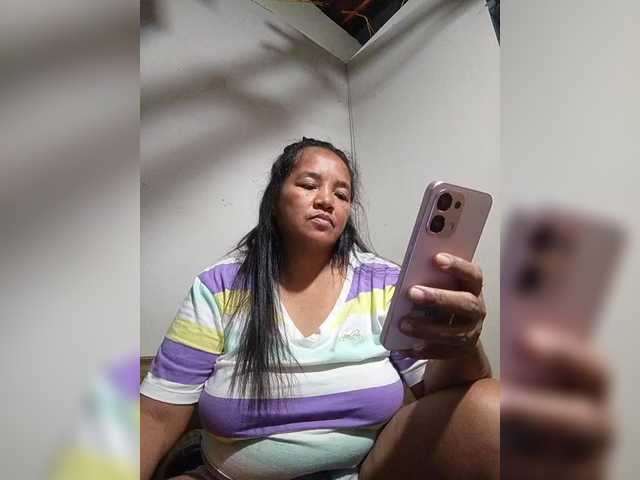 AsianBella's BongaCams show and profile