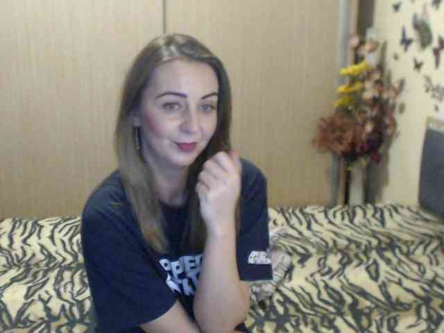 MirabelaSweet webcam