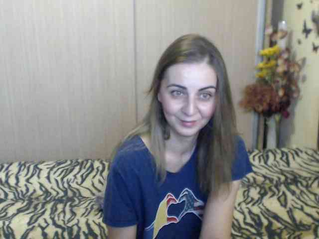 MirabelaSweet webcam