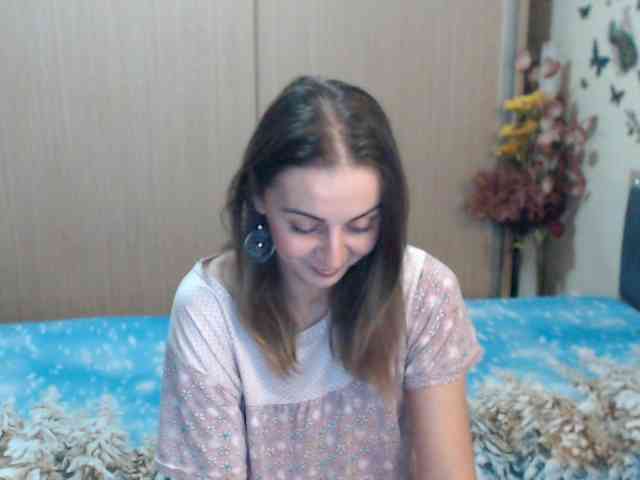 MirabelaSweet webcam