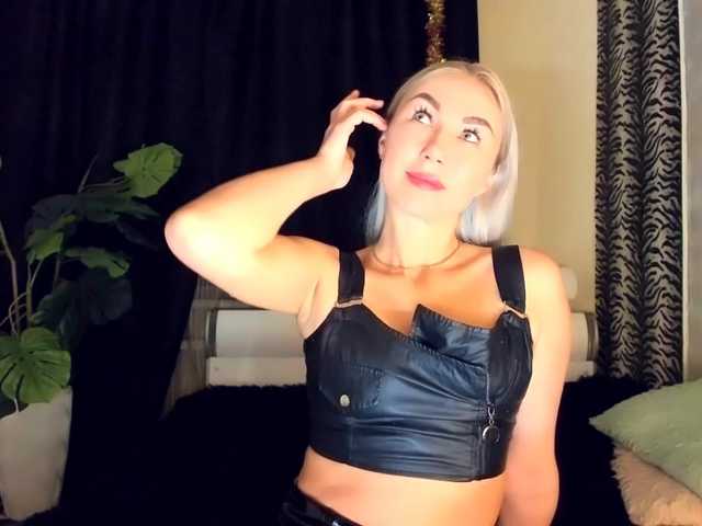 Ukraine777's BongaCams show and profile