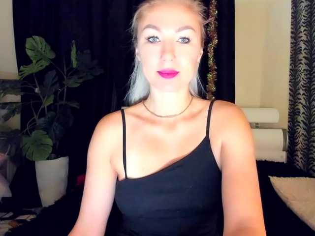 Ukraine777's BongaCams show and profile