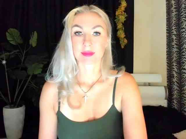 OMG_WTF webcam