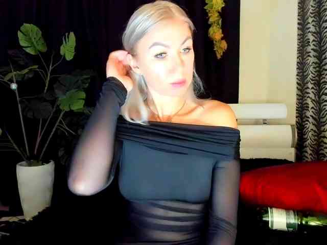 OMG_WTF webcam