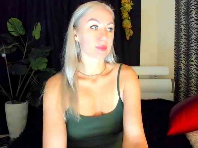 OMG_WTF webcam