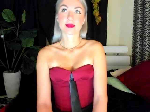 OMG_WTF webcam