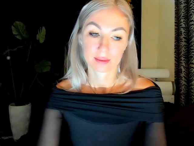 OMG_WTF webcam