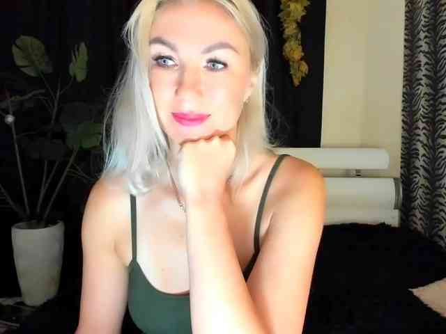 OMG_WTF webcam