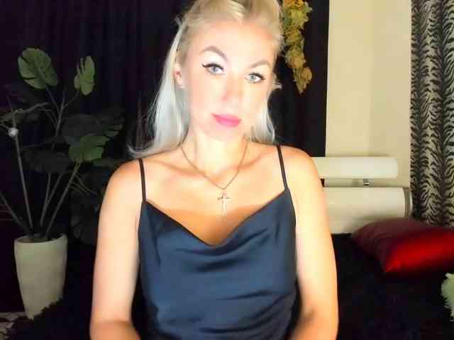 OMG_WTF webcam