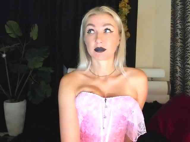 OMG_WTF webcam
