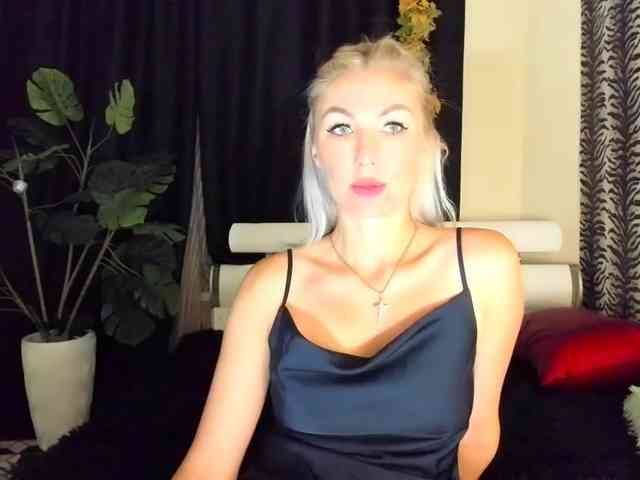 OMG_WTF webcam