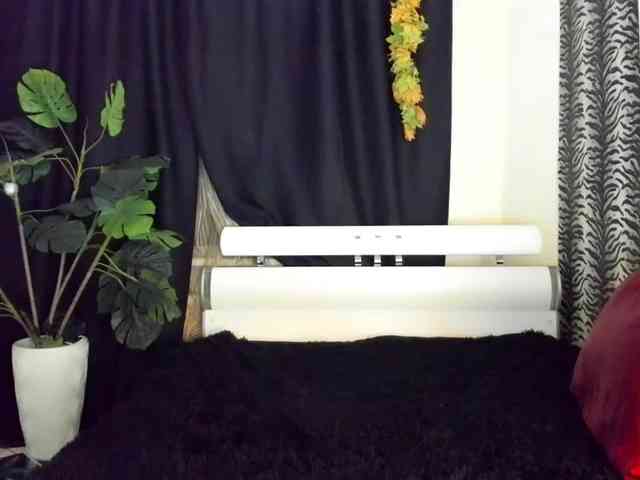 OMG_WTF webcam