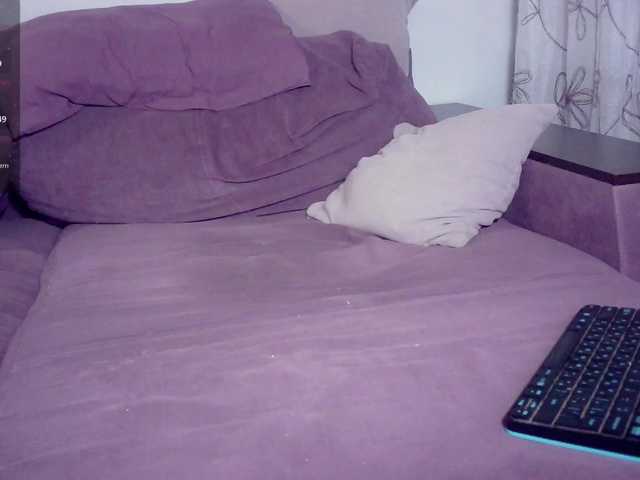 Angie5's BongaCams show and profile