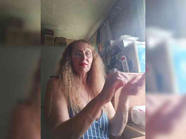 Sonya48 webcam