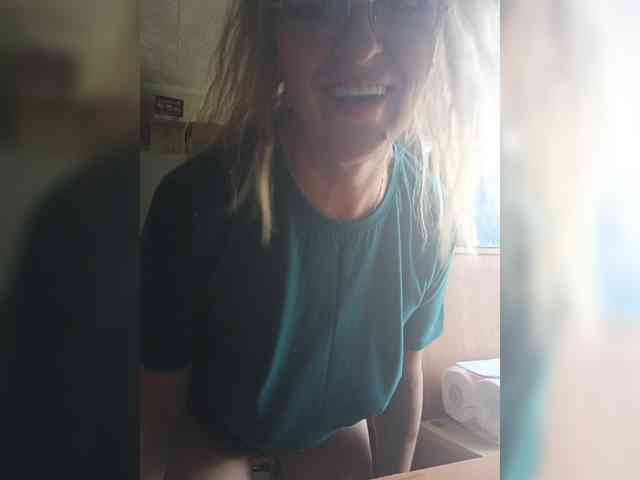 Sonya48 webcam