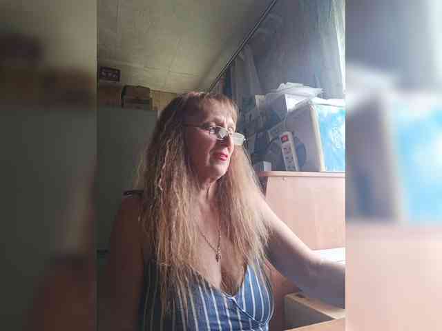 Sonya48 webcam