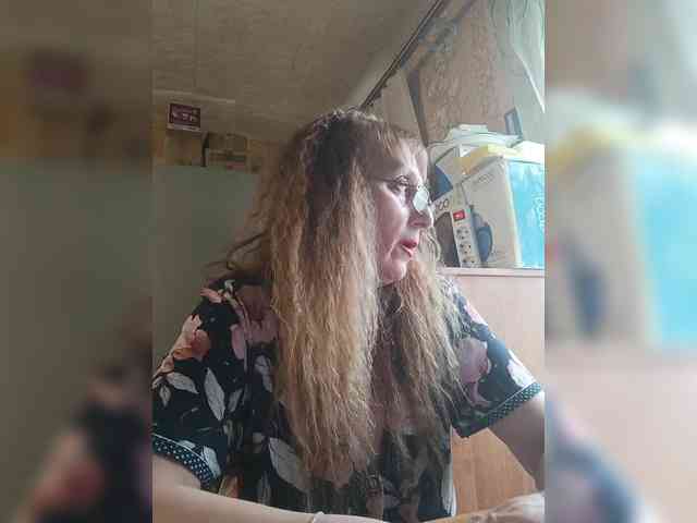 Sonya48 webcam