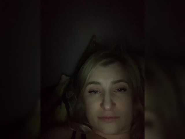 alya555's BongaCams show and profile