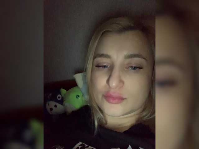 alya555's BongaCams show and profile