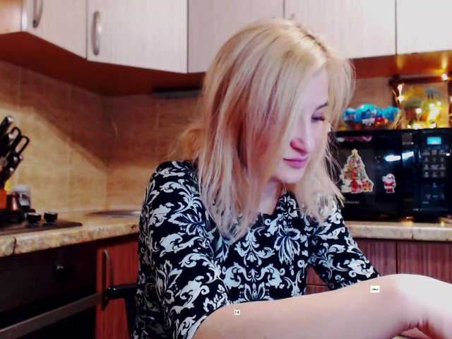 alya555's BongaCams show and profile