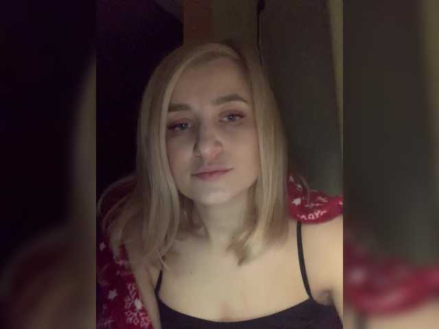 alya555's BongaCams show and profile