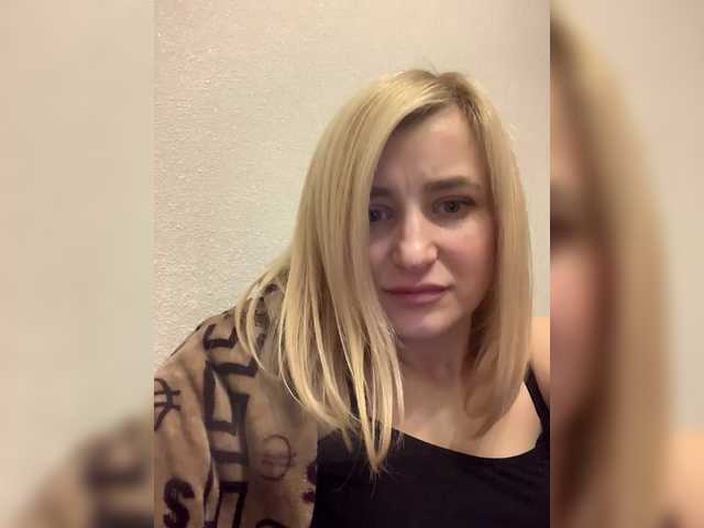 alya555's BongaCams show and profile