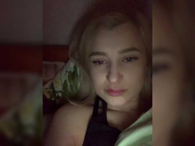 alya555's BongaCams show and profile