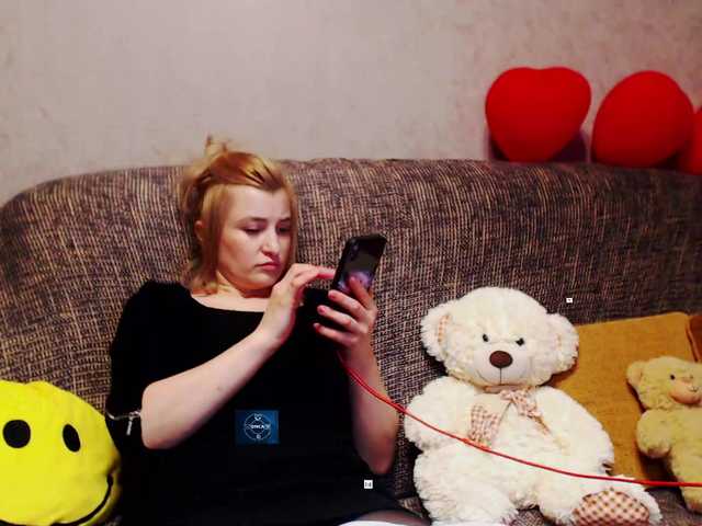 alya555's BongaCams show and profile